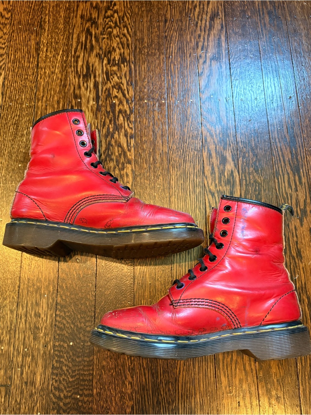 Vintage 90s Made in England Doc Martens - Picture 4 of 12